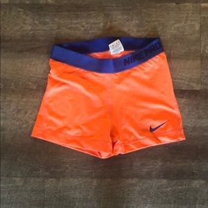Nike Pro